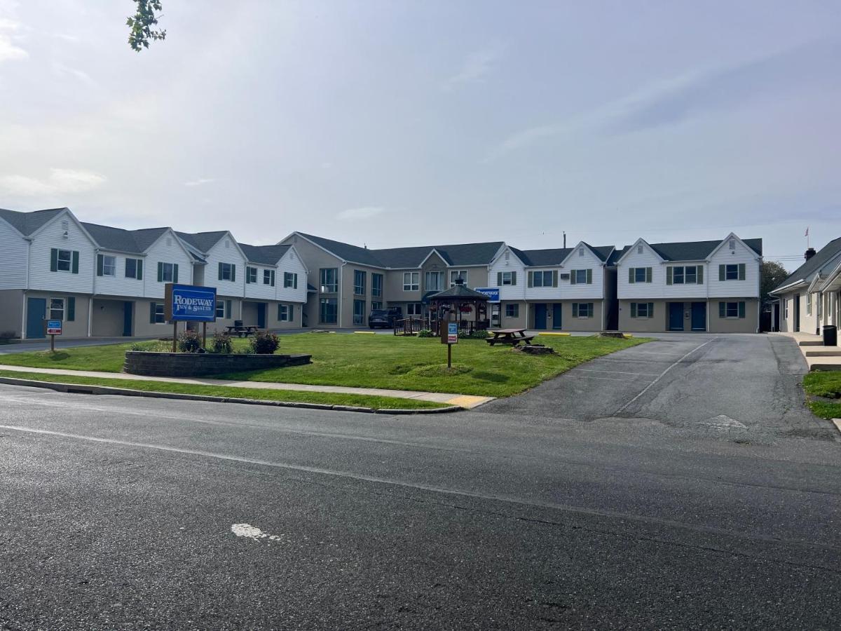 Rodeway Inn & Suites Hershey Exterior photo
