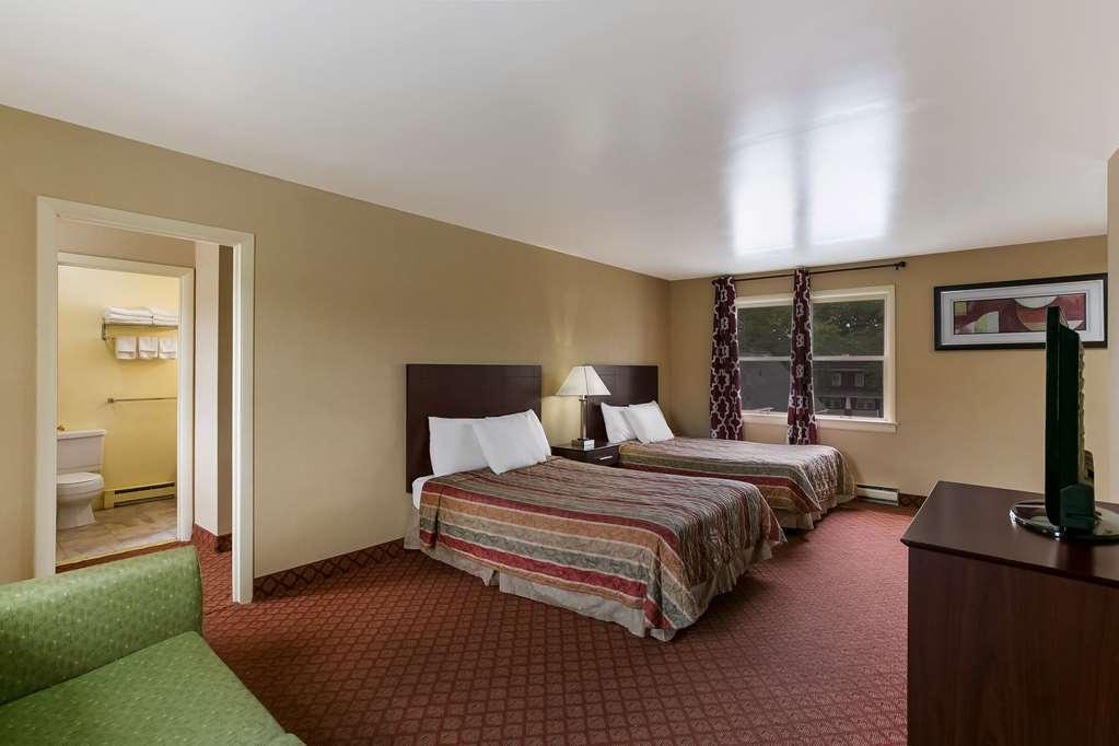 Rodeway Inn & Suites Hershey Room photo
